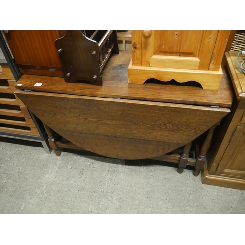 835 - OAK DROP LEAF TABLE