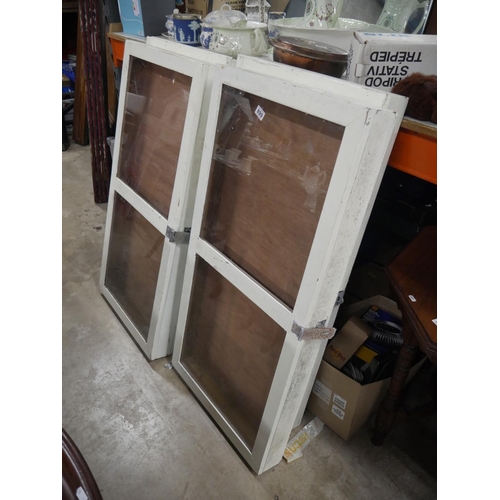 899 - 4 DISPLAY CASES