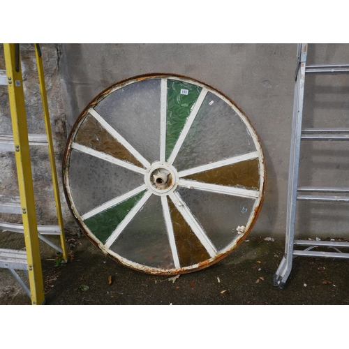 155 - CART WHEEL WINDOW