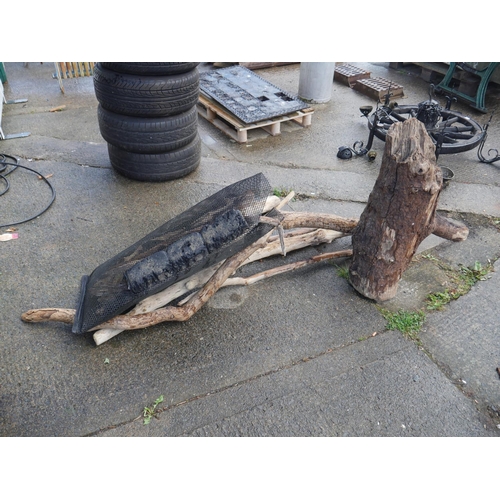 83 - LOT OF DRIFTWOOD