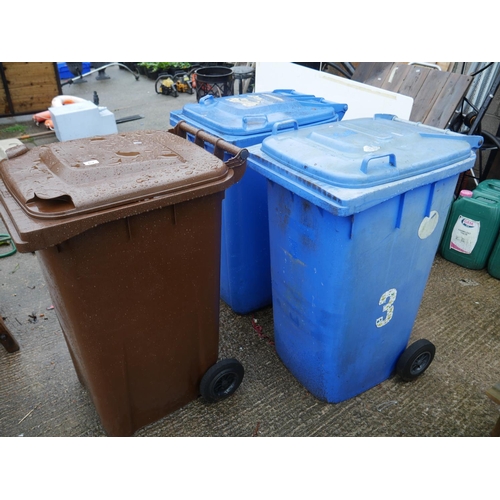 62 - 3 WHEELIE BINS