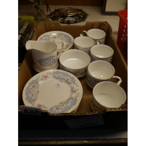 837 - BOX OF TEAWARE