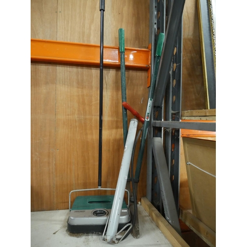 882 - OLD CARPET SWEEPER & PUMP ETC