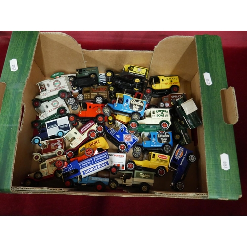 252 - BOX OF MODEL VEHICLES