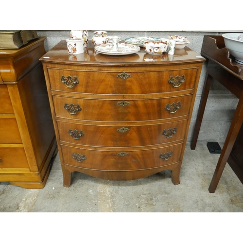 431 - ANTIQUE BOW FRONTED 4 DRAWER CHEST