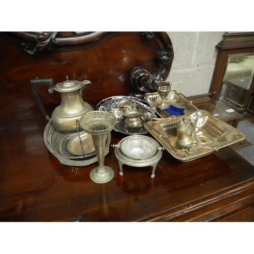 449 - LOT OF SILVER PLATE