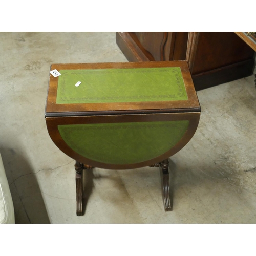 453 - SMALL DROP LEAF TABLE