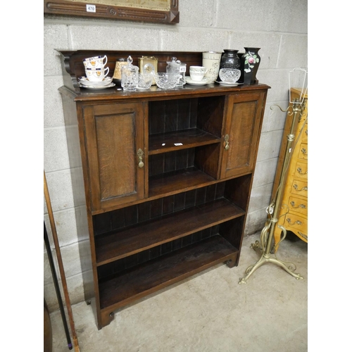 471 - OAK OPEN BOOKCASE