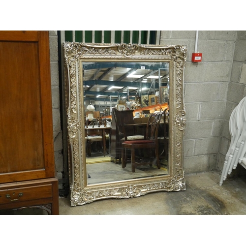 478 - DECORATIVE MIRROR