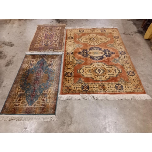 850 - 3 RUGS