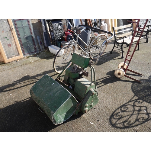 82 - VINTAGE LAWNMOWER