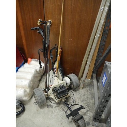 881 - LOT OF SPORTING EQUIPMENT