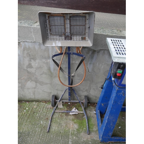 185 - GAS HEATER