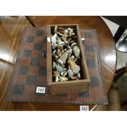 702 - CHESS SET