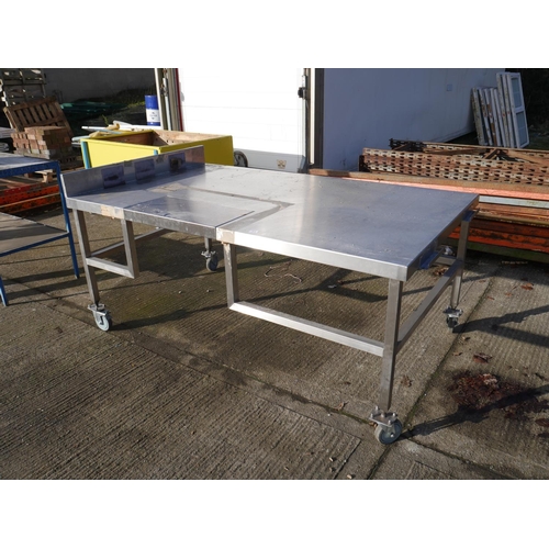 11 - STAINLESS STEEL TROLLEY