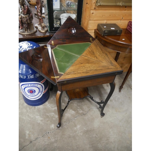 464 - VICTORIAN ROSEWOOD INLAID ENVELOPE TABLE