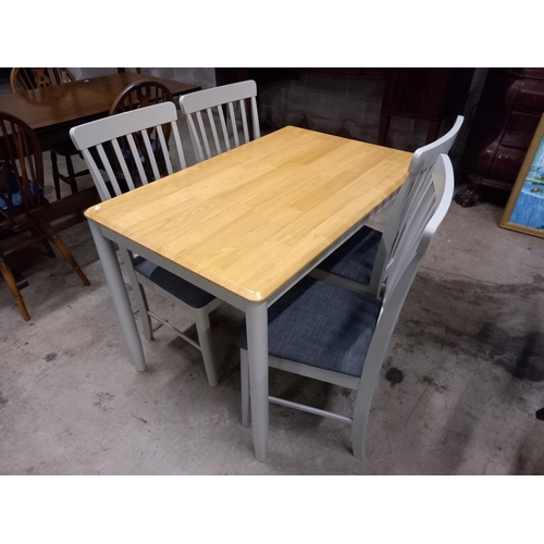 558 - TABLE & 4 CHAIRS