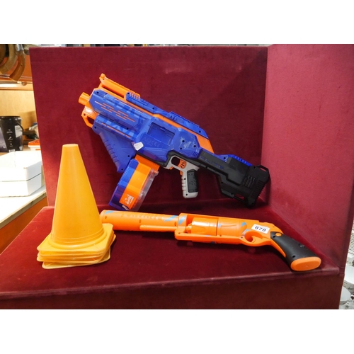 878 - NERF GUNS