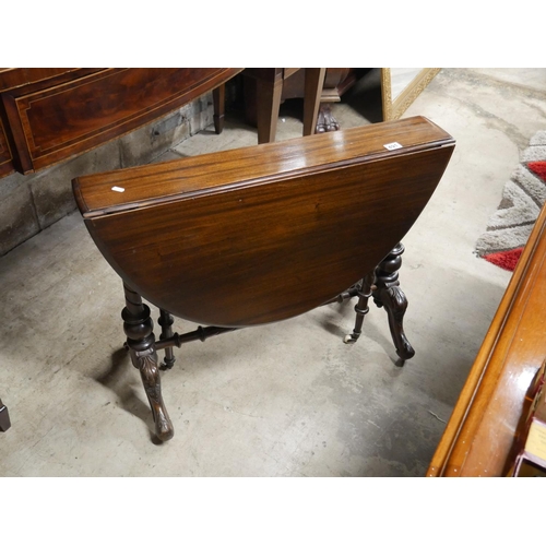 491 - ANTIQUE SUTHERLAND TABLE