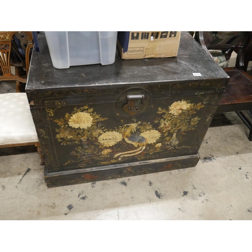 615 - LARGE ANTIQUE PAINTED TRUNK