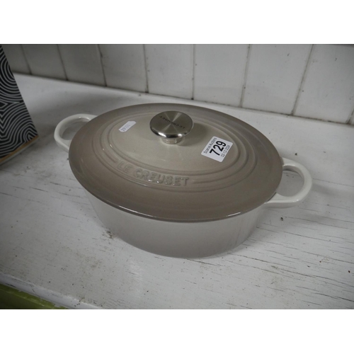 729 - LE CREUSET CASSEROLE DISH