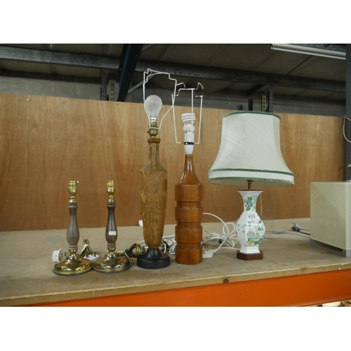 635 - LOT OF TABLE LAMPS