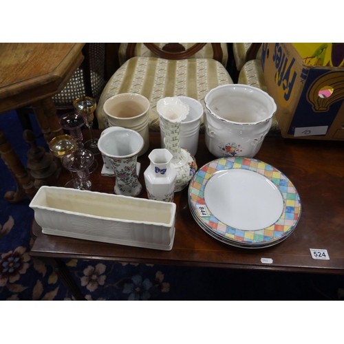 844 - LOT OF MIXED CERAMICS