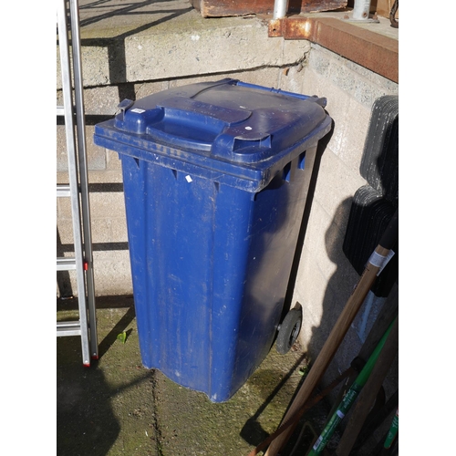 116 - WHEELIE BIN