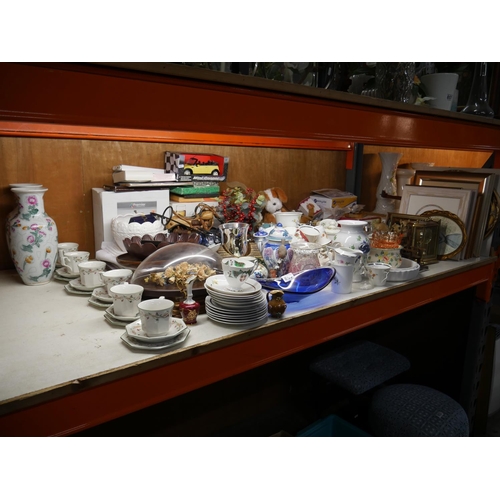 855 - PART SHELF LOT