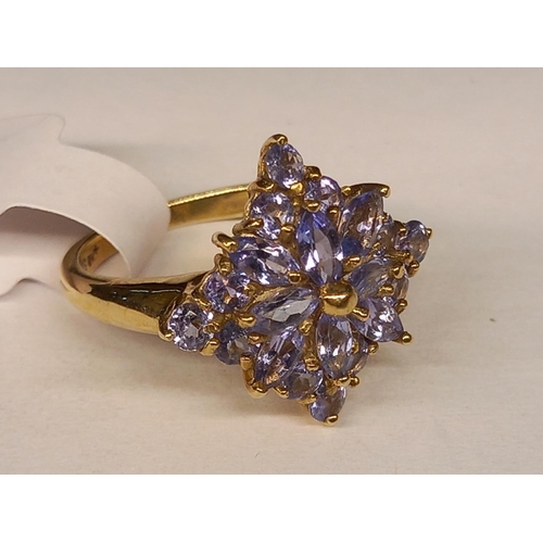 315 - 9CT TANZANITE RING SIZE M