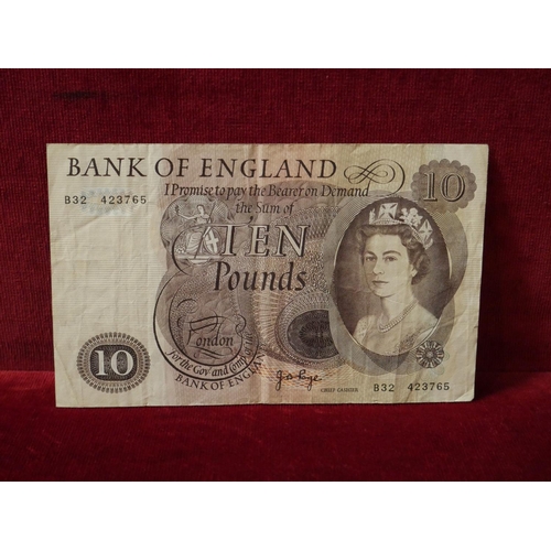 360 - BANK OF ENGLAND £10 NOTE