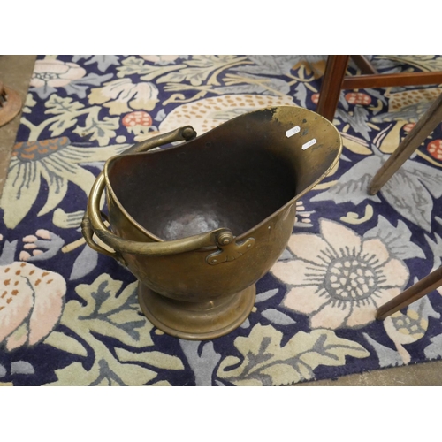Lot 385       