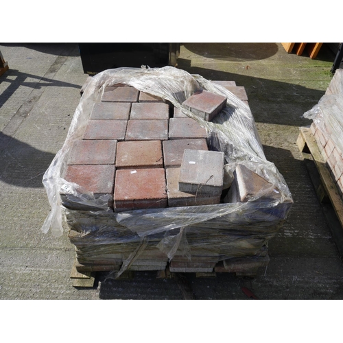 12 - PALLET OF PAVING BRICK