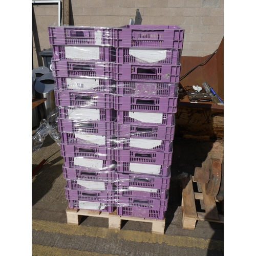 22 - LOT OF PLASTIC CRATES