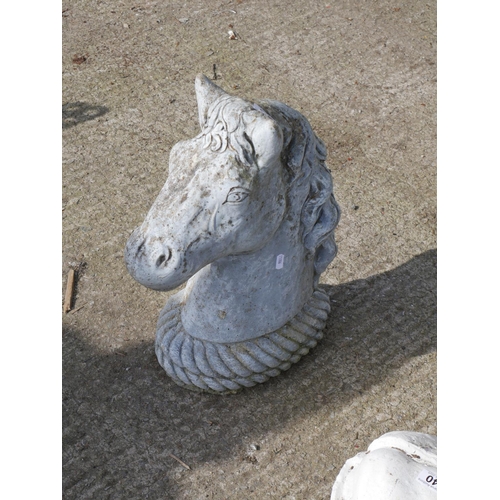 39 - CONCRETE HORSE HEAD