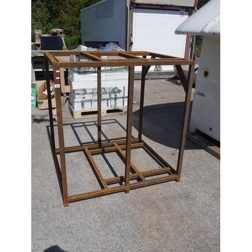 Lot 23        