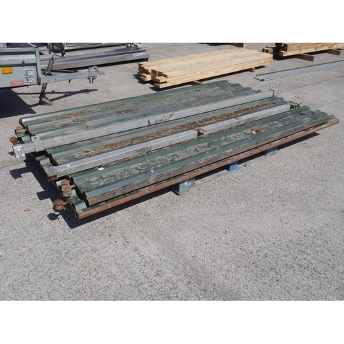 Lot 21        
