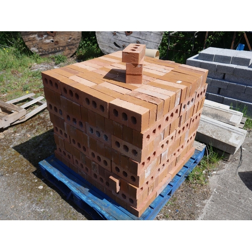 Lot 7         