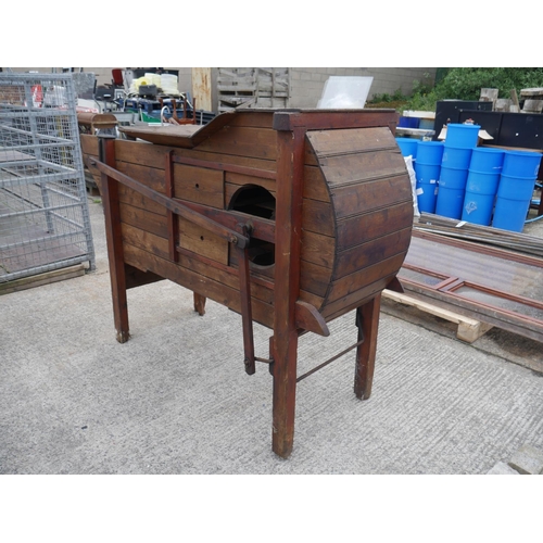 Lot 34        