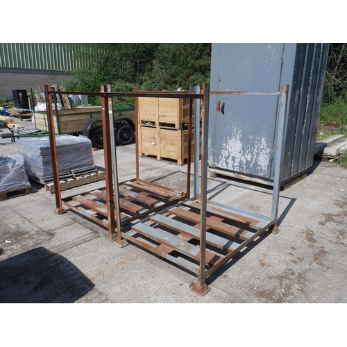 Lot 4         