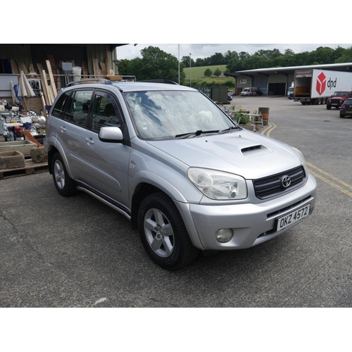 TOYOTA RAV 4 - DIESEL - 2005 - MOT TO OCT 25