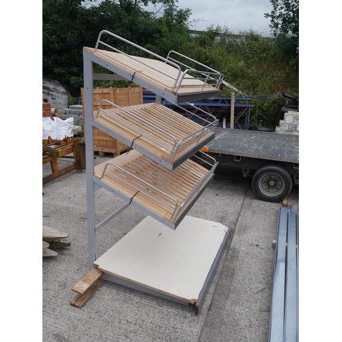 Lot 7         