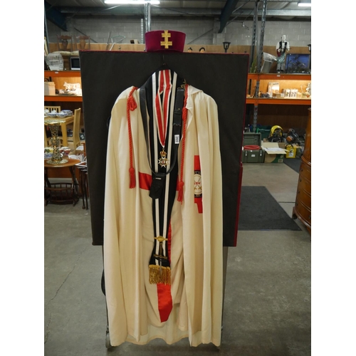 KNIGHTS TEMPLER ROBES AND REGALIA