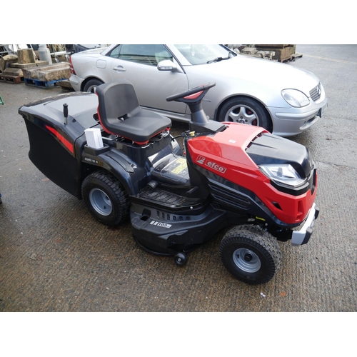 196 - EX DEMO RIDE ON LAWNMOWER SOLD WITH 2 YEARS WARRANTY