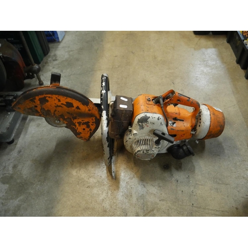 305 - STIHL SAW