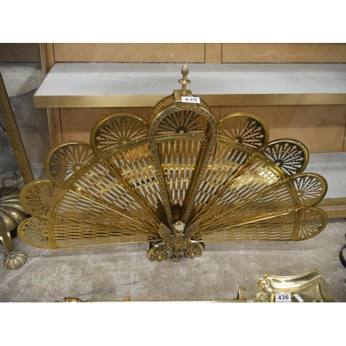435 - BRASS PEACOCK FIRESCREEN