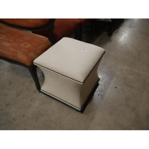 555 - STOOL