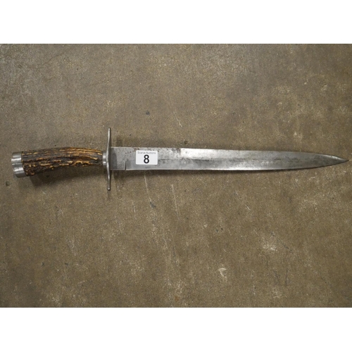 8 - HUNTING HANGER TOTAL LENGTH 24 INCHES