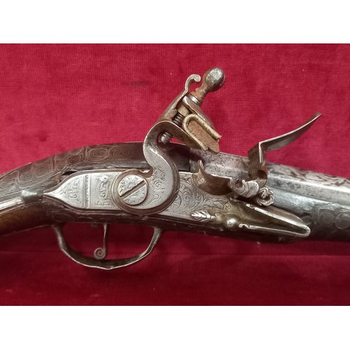 26 - QUEEN ANNE STYLE FLINTLOCK PISTOL MECHANISM GOOD TOTAL LENGTH 19 INCHES
