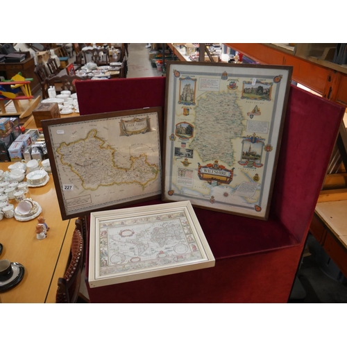 227 - FRAMED MAPS